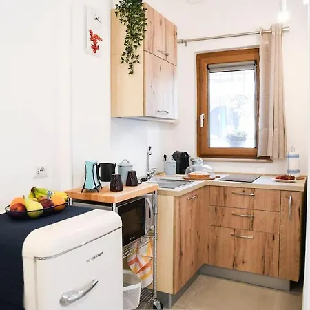 Granello Di Sabbia - Chianalea Di * Scilla