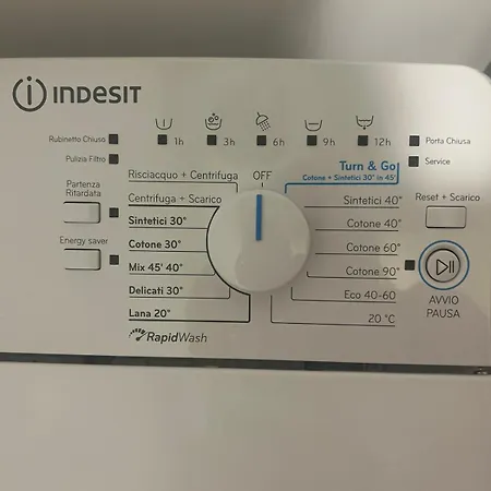 Granello Di Sabbia - Chianalea Di *