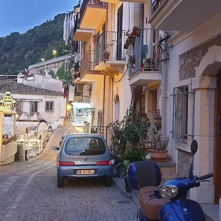 Granello Di Sabbia - Chianalea Di 아파트